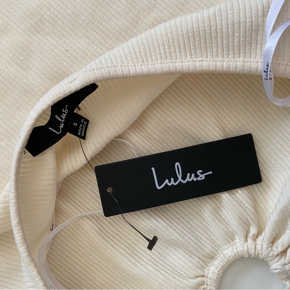 Lulu's Ivory Ribbed Halter Top - Picture 4 of 4
